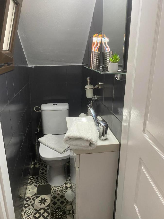 Cozy Maisonette Next To Plaka Атина Екстериор снимка