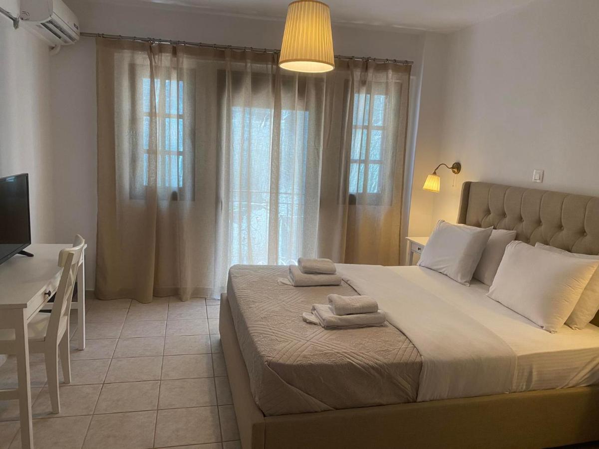 Cozy Maisonette Next To Plaka Атина Екстериор снимка